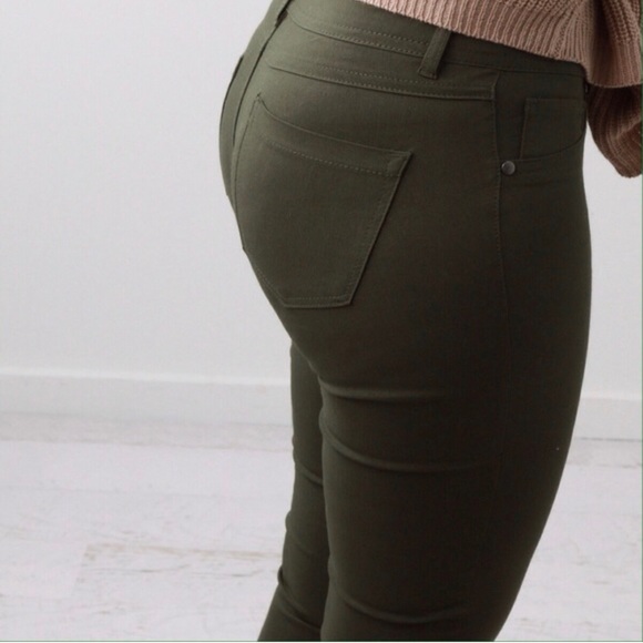 SoldOut11thStreet - Picture 4 of 4